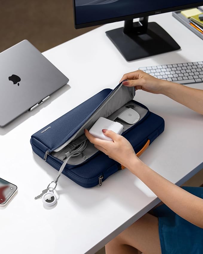 tomtoc 360 Protective Laptop Carrying Case for 16-inch New MacBook Pro M3/M2/M1 Pro/Max A2991 A2780 A2485 2023-2019, Water-Resistant Laptop Bag Sleeve with Accessory Pocket for The New Razer Blade 15