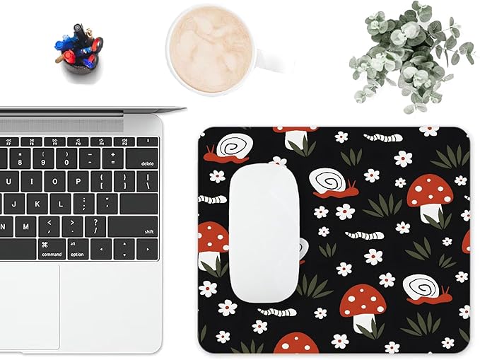 Mouse Pad, Cute Abstract Art Red Mushroom Mouse Pads for Desk, 9.5" x 7.9" Non-Slip Rubber Base Computer Mousepad with Women, Portable Square Design for Wireless Mouse and Pad Laptop Office & Travel