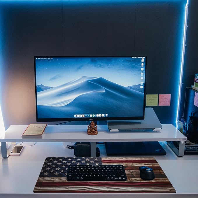Large Gaming Mouse Pad for Desk,Wooden American Flag Desk Mat,Wooden USA Flag Desk Pad,Extended Big Computer Keyboard Mouse Pad with Non-Slip Base and Stitched Edge,31.5"x11.8"